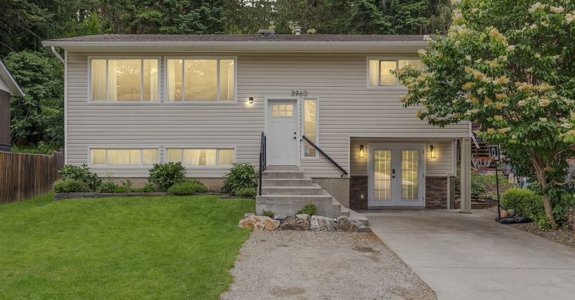 Armstrong BC Real Estate | 3960 Highland Park